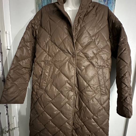QUILTED LIGHWEIGHT FULL LENGTH COAT - Picture 1 of 5